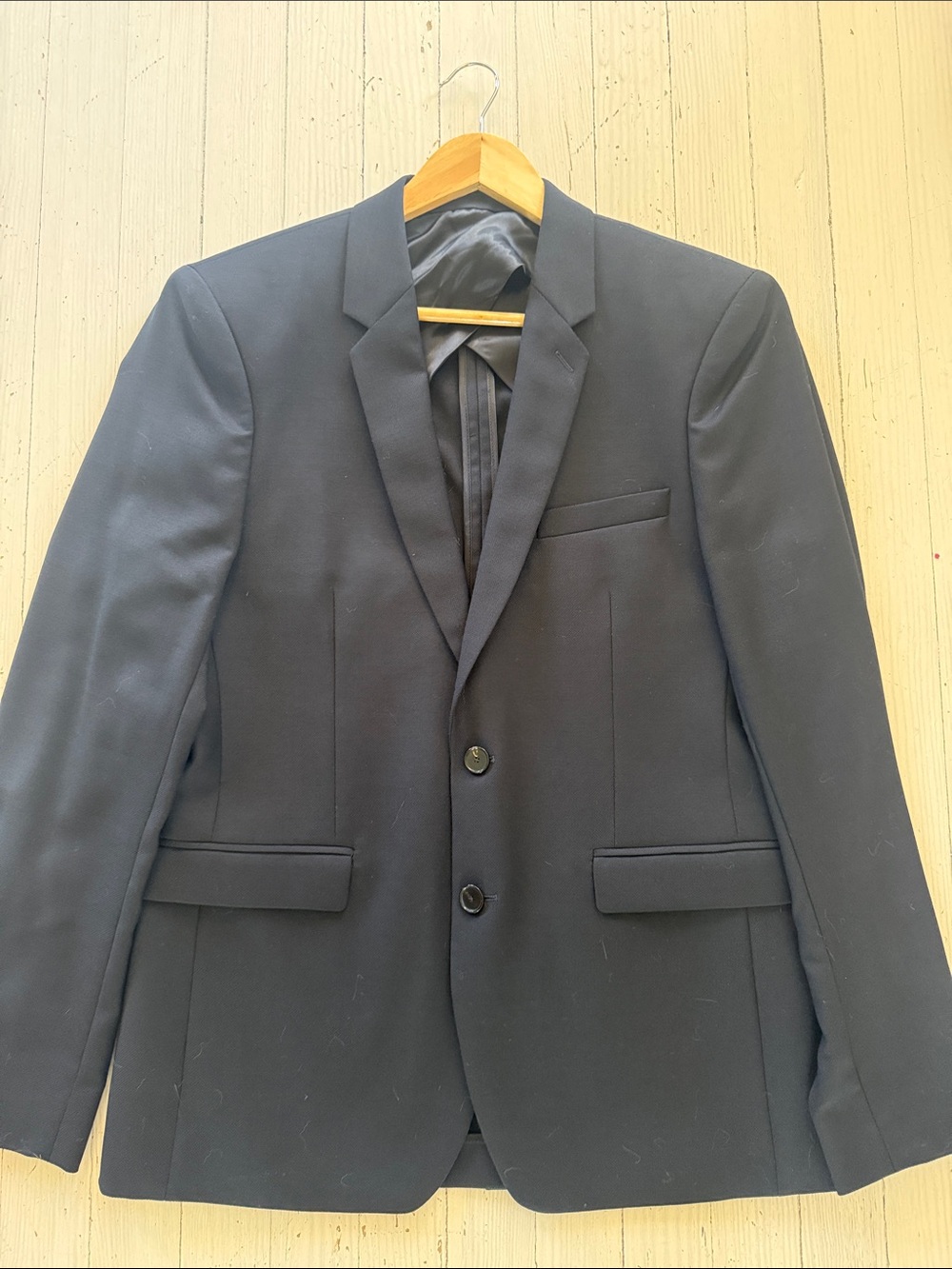 Sandro Men’s navy blazer. Never been worn